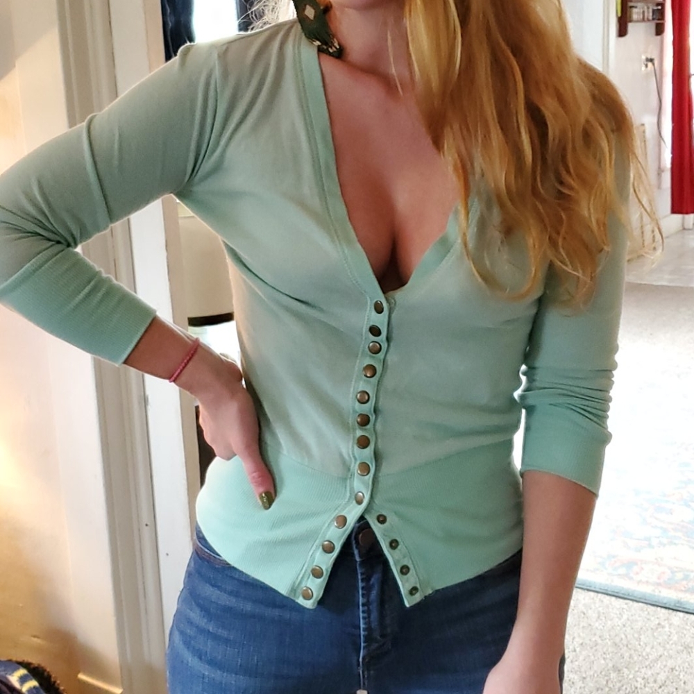 Snap front long sleeve shirt / cardigan